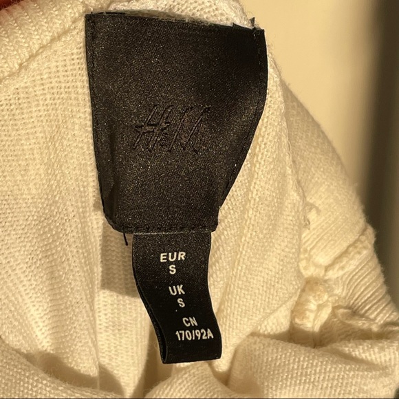 Turtle neck - Picture 3 of 3